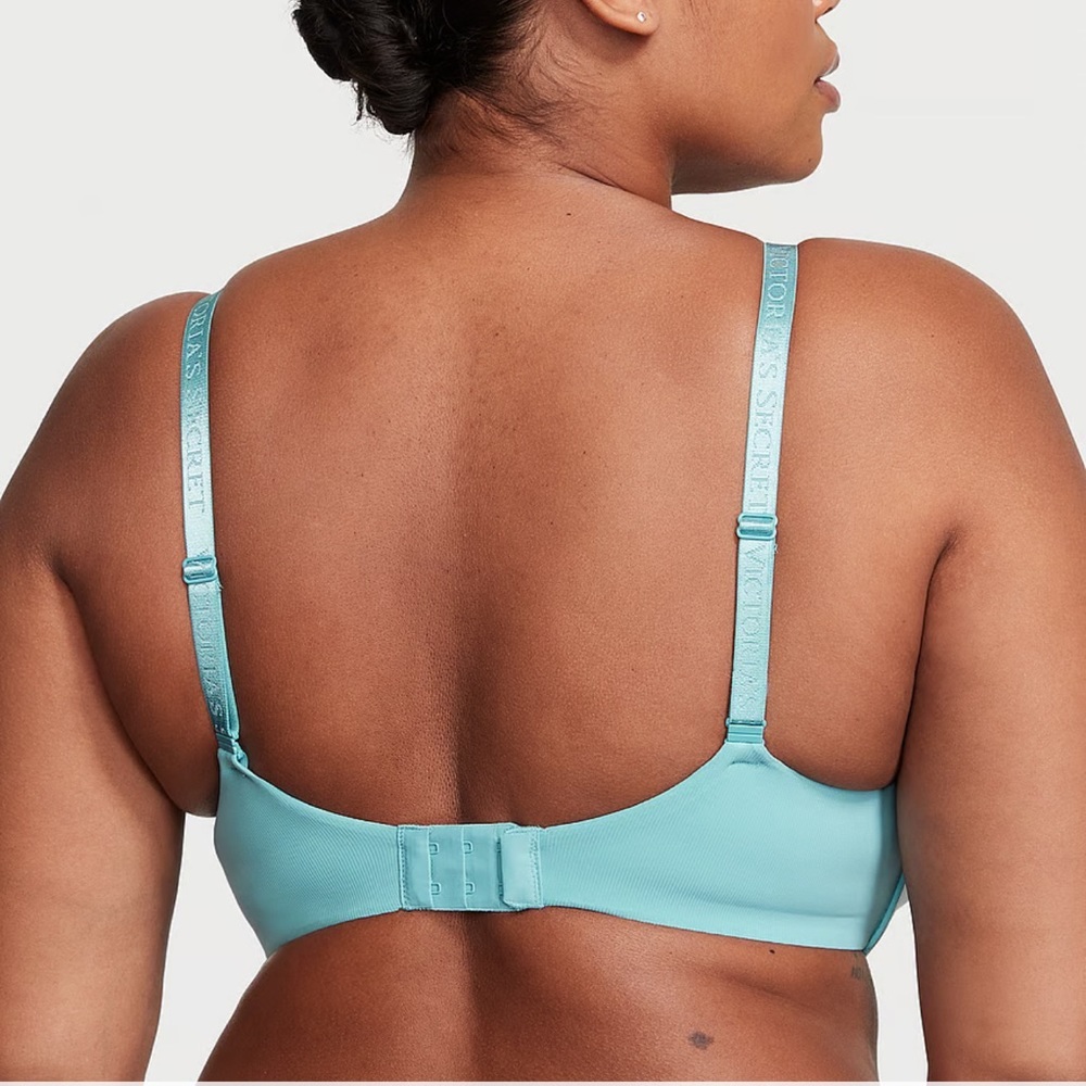 Victoria Secret Lightly Lined Micro-Rib Wireless Bra - Picture 2 of 4